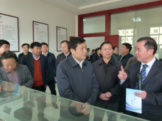 2016年3月14日萍鄉市市委書記李小豹到江西標頂指導工作